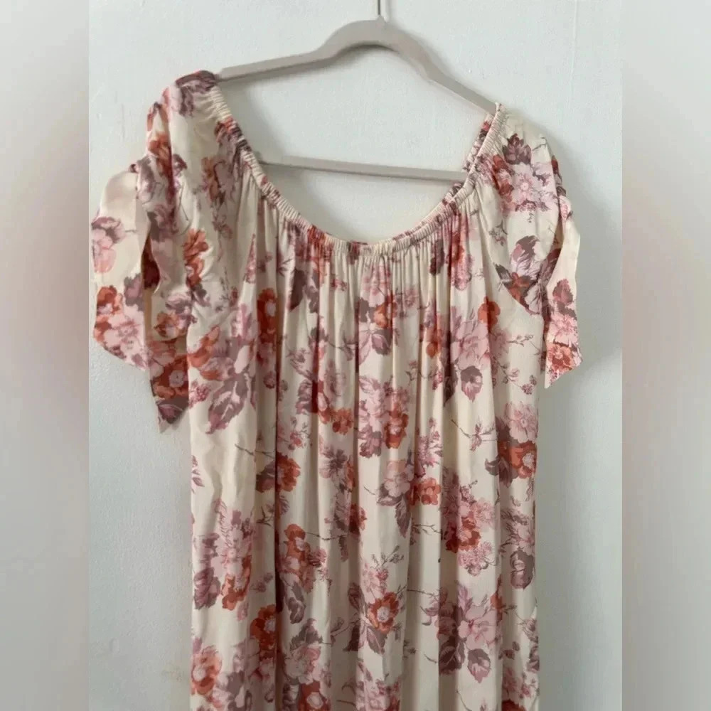 Flynn Skye Off the Shoulder Maple Floral Maxi Dress - Picture 4 of 9